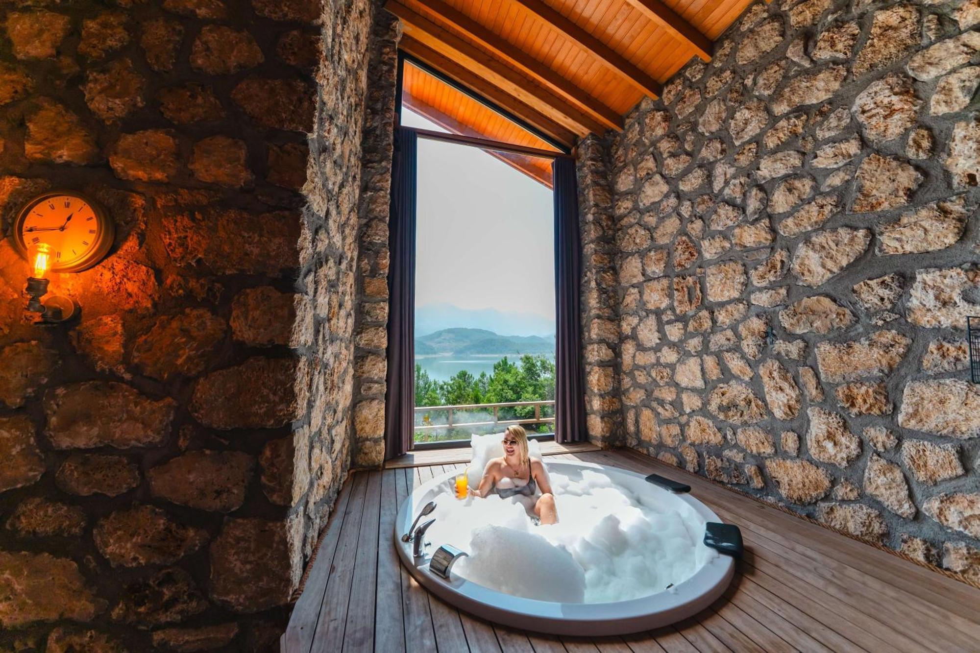 Hotel Botanik Goel Evleri Bucak Exterior foto